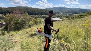 Stihl Fs 561C with 350 mm brush knife cutting dry grass  Motocoasa Stihl cu cutit de defrisat [upl. by Corabel]