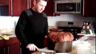 How to cut a huge Italian fruit cake panettone [upl. by Laehcym]