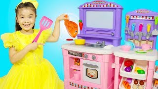 Hana Pretend Play Cooking Fish amp Chips Food Restaurant with Kitchen Toys [upl. by Notwal21]