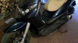 Piaggio Beverly 125 TUNING con GPR [upl. by Rimat535]