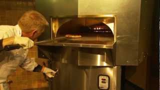 How to do Pizza Rotation in a Wood or Gas Oven [upl. by Nolla]