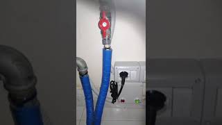 termosifoni di casa riscaldati a corrente di 220v con resistenza di scaldino per acqua calda [upl. by Nichols]