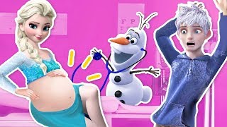 ❄️ ELSA está EMBARAZADA de JACK FROST 👶🏻🍼 OLAF recibe al NUEVO BEBÉ ☃️ Juguetes Fantásticos [upl. by Drofnelg]