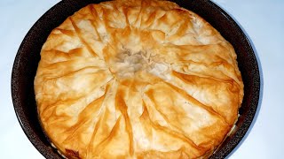 Zelnik tradicionalen makedonski Зелник традиционален македонскиTraditional Macedonian zelnik pie [upl. by Wilkens]