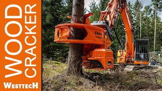 Grip saw Woodcracker CS610 compact on a Doosan excavator [upl. by Clea]