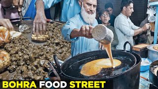 Bohra Food Street Only in Ramzan  Mal Pura Kaleji Khaosuey Haleem Special Gujrati Food Items [upl. by Matthews556]