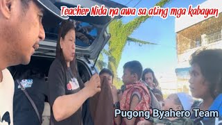 PUGONG BYAHERO TEAM AT TEACHER NI NIDA NAMIGAY NG MGA DAMIT SA ATING MGA KABABAYAN [upl. by Som]