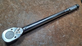 Tekton vs Harbor Freight ½” torque wrench review and accuracy test [upl. by Efren]