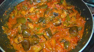 Brinjal tomato curryBasic brinjal curryQuick amp simple brinjal curry for bachelors [upl. by Suiddaht]