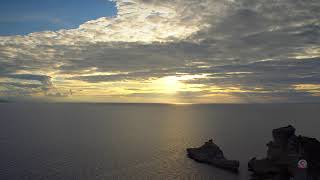 Coucher de Soleil sur les réserves des bouches de bonifacio depuis Capo Pertusato en Corse [upl. by Boardman]