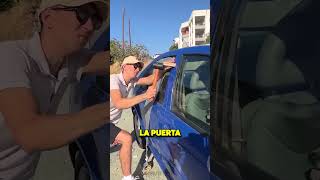 ¡Salvaron a este perro de la muerte en ese coche 🐕😱 [upl. by Snave]