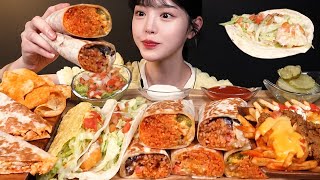 SUB타코벨 먹방🌮브리또 퀘사디아 타코 치즈후라이에 맥주까지 꿀조합 리얼사운드 Taco Bell Mukbang Asmr [upl. by Eemaj]