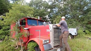 Will It START1987 FLD FreightLiner sitting for 12 YEARS [upl. by Bigot]