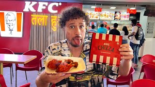 ¿Cómo cambia la comida rápida americana en INDIA  ¡Todo pica 🍔🔥 [upl. by Ielarol]