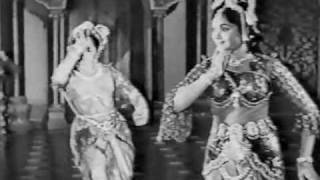 Aaja To Aaja Padmini vs Vyjayanthimala [upl. by Ariom]