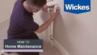 How to Bleed a Radiator with Wickes [upl. by Arua]