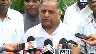 Colgate UPA in trouble Mulayam Singh Yadav plans dharna with CPM [upl. by Karilla648]