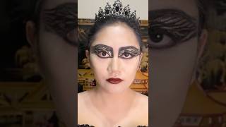 Black swan makeup blackswan halloweenmakeuplook makeup makeuptutorial halloween [upl. by Netta]