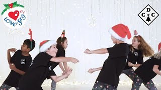 Pop Bang Crack Christmas Cracker Dance  Christmas Dance Song [upl. by Nwahsyar]