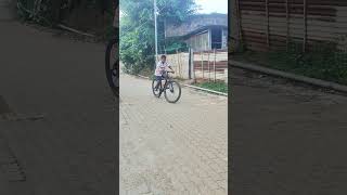 wheelie fail ho gaya shortvideo cycle stuntrider wheelie ytshort [upl. by Artina493]