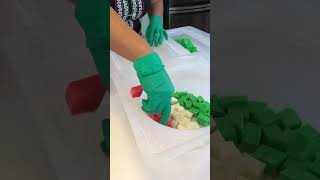 Receta de GELATINA DE MOSAICO TRICOLOR  GELATINAS MEXICANAS  EL BAÚL DE JAVE [upl. by Ebby549]