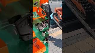 4 takt benzinemotor industriële rubberen rupsband RC grastrimmer remotecontrolmower lawnmowerrobot [upl. by Friday160]