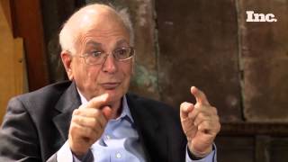 THINKING FAST AND SLOW SUMMARY BY DANIEL KAHNEMAN [upl. by Cira]