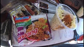 Non 4K GJSF 1588 Part1 Cup Rendang Noodles Indomie Rendang Gelas Samping SMP 7 Semarang [upl. by Viguerie]