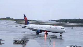 DELTA AIRLINES Boeing 767300  Takeoff Anchorage  Land in Atlanta [upl. by Fiel]