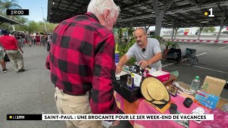 En ce dimanche de vacances scolaires la brocante a fait office de sortie pour certaines familles [upl. by Esinaj829]