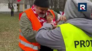 Policja brutalnie pacyfikuje rolników [upl. by Myra]