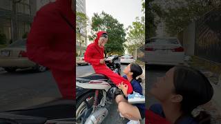 Money Heist vs Police 152 moneyheist parkour police escape shorts hctofficial [upl. by Nulubez]