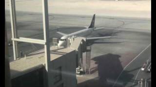 Dammam Airport Traffic 1 مطار الدمام الحركة الجوية [upl. by Joerg]