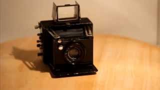 Ernemann Miniature Klapp mini camera [upl. by Ainehs]