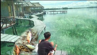 NIKMAT TINGGAL DI LAUT MAU MAKAN IKAN TINGGAL MANCING DI DEPAN RUMAH [upl. by Ayam]