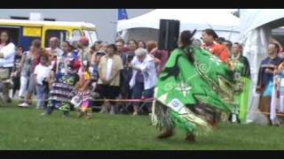 Pow Wow 2009 Wendake Fancy Shawl [upl. by Avera]