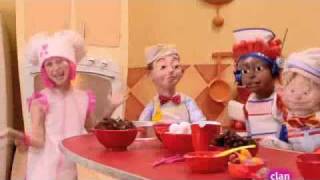 Lazy Town  Cancion un buen pastel [upl. by Anay]