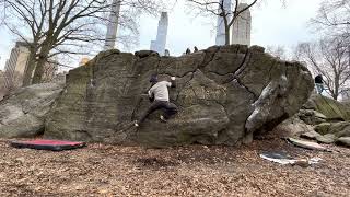 Rat Rock Traverse V0  Rat Rock Central Park New York City NY [upl. by Niwrud]