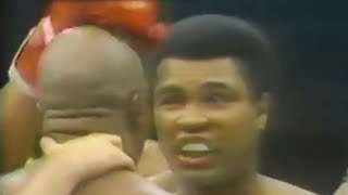 Muhammad Ali gets brain damage from Earnie Shavers knocked out cold nearly [upl. by Burnside]