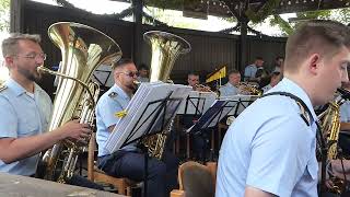 Parademarsch  Luftwaffenmusikkorps Erfurt  Kronacher Freischießen 2024 [upl. by Calmas]