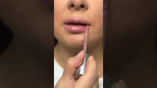 Overlining lips KikocosmeticsItOfficial lipgloss 💄 makeup makeuplips lipgloss [upl. by Launame]