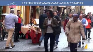 Il centro di Roma in mano agli acchiappini [upl. by Wengert]