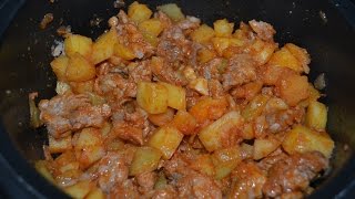 Видеорецепт  Жаркое со свининой в мультиварке  Готовим вкусно просто и быстро [upl. by Dobb]