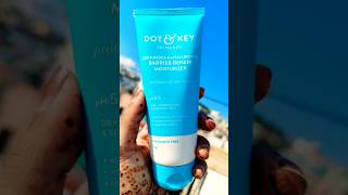 Dotampkey moisturizer ceramidesampHyaluronic barrier repair skincare review moisturizer shorts [upl. by Sorgalim]