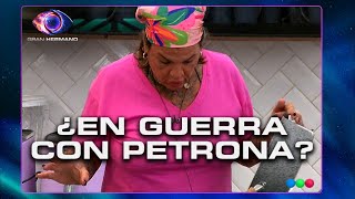 Sandra se apoderó de la cocina por placer y estrategia  Gran Hermano [upl. by Valtin711]