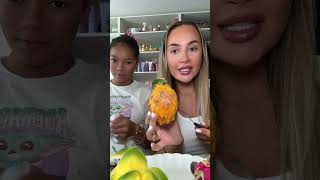 Je goûte de fruits de Tahiti 😱 [upl. by Camella]