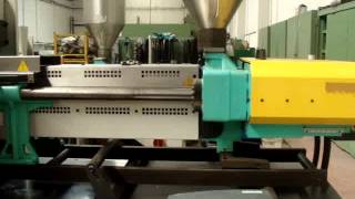 Plastic Injection Molding Machine Arburg 420 C1300  350  Inyectora de plastico Arburg 130 tn [upl. by Danika]