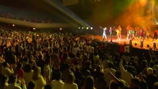 David Bisbal  Waving Flags [upl. by Golub107]