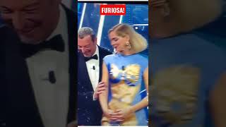 CHIARA FERRAGNI reagisce al bacio tra Fedez e rosa chemical😱 fedez chiaraferragni sanremo [upl. by Hylton744]