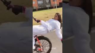 gril vs boy cycle rideing😄good reels public vews cyclelovers [upl. by Abbie]